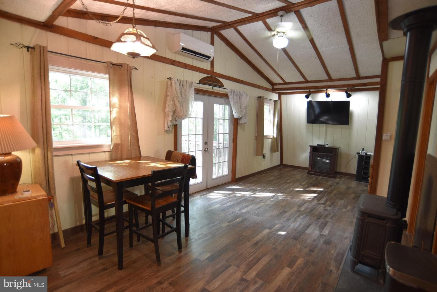 586 Cardinal View Road photo 12