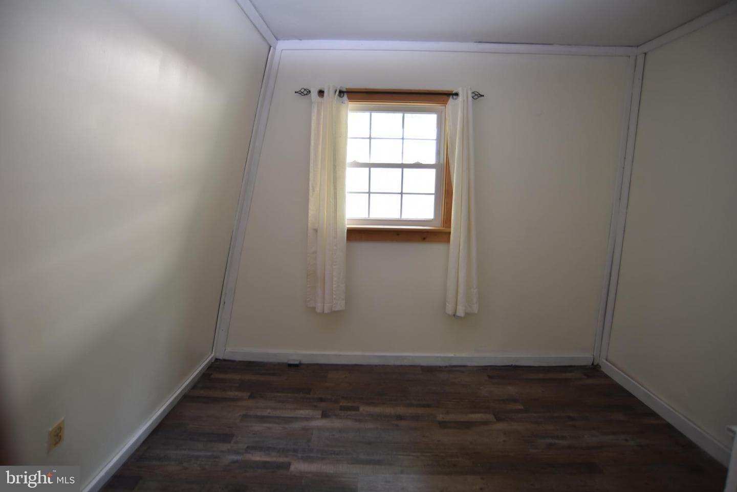 586 Cardinal View Road photo 19
