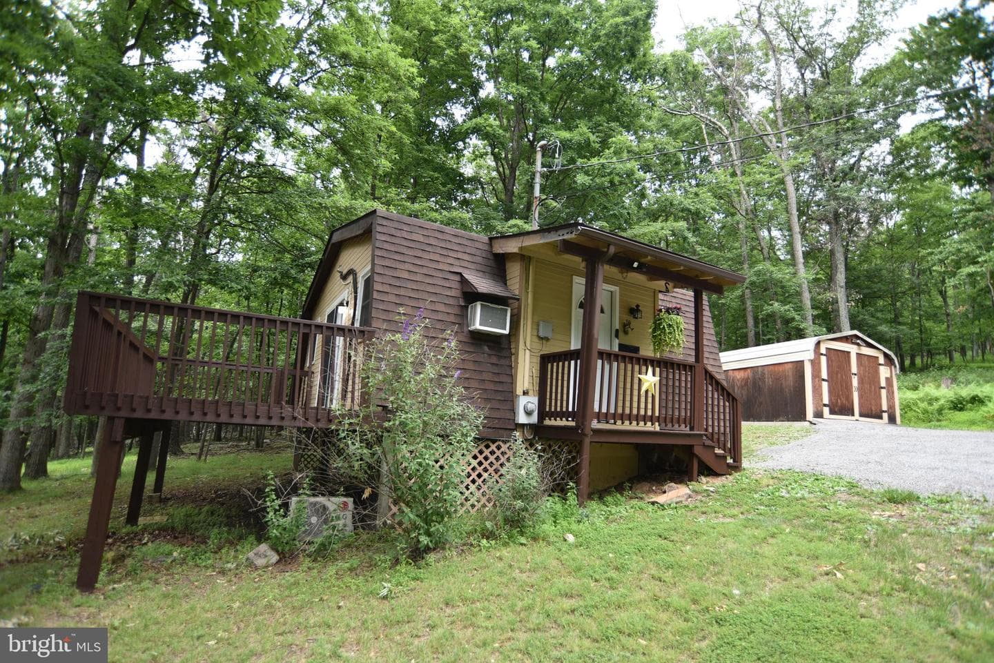 586 Cardinal View Road photo 24