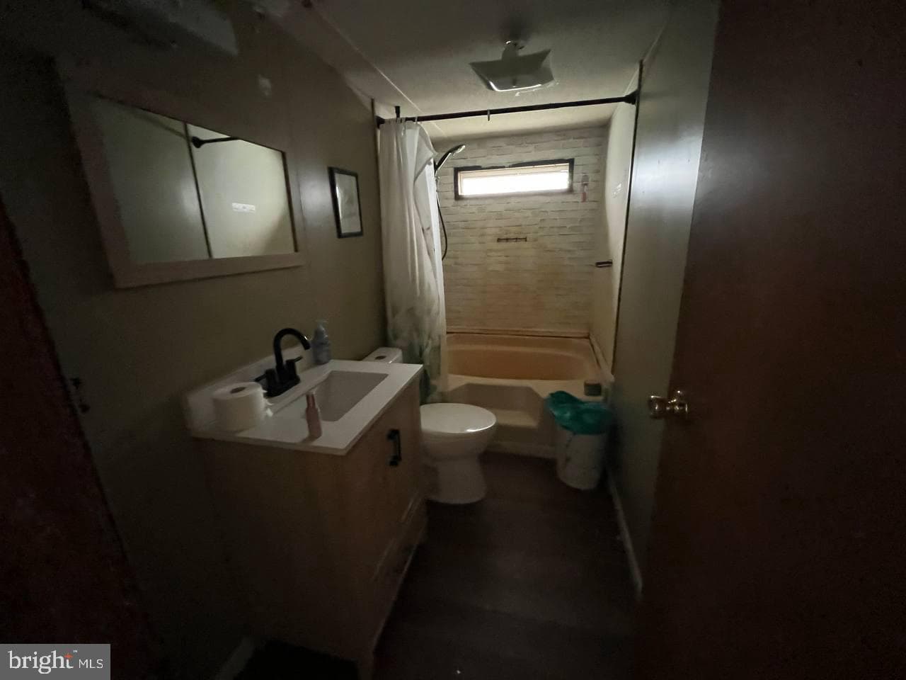 179 Angle Drive photo 40