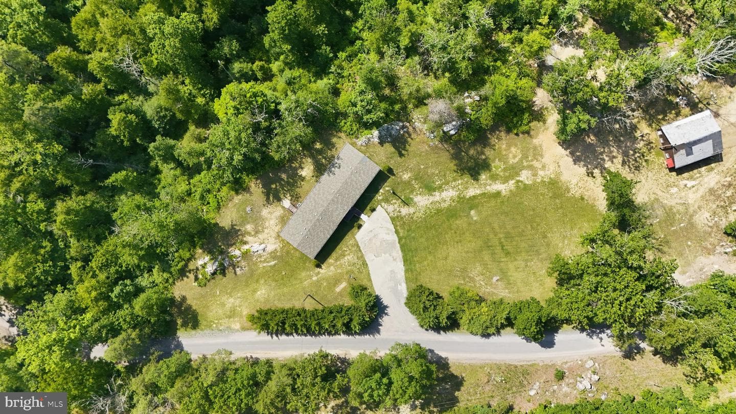 1355 Sandy Hollow Road photo 8