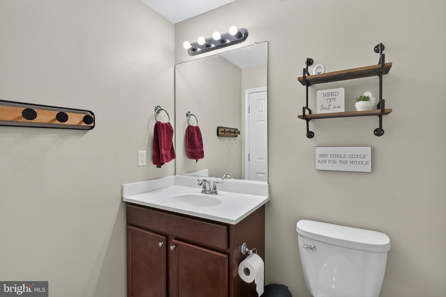 86 Hampshire House Drive photo 17