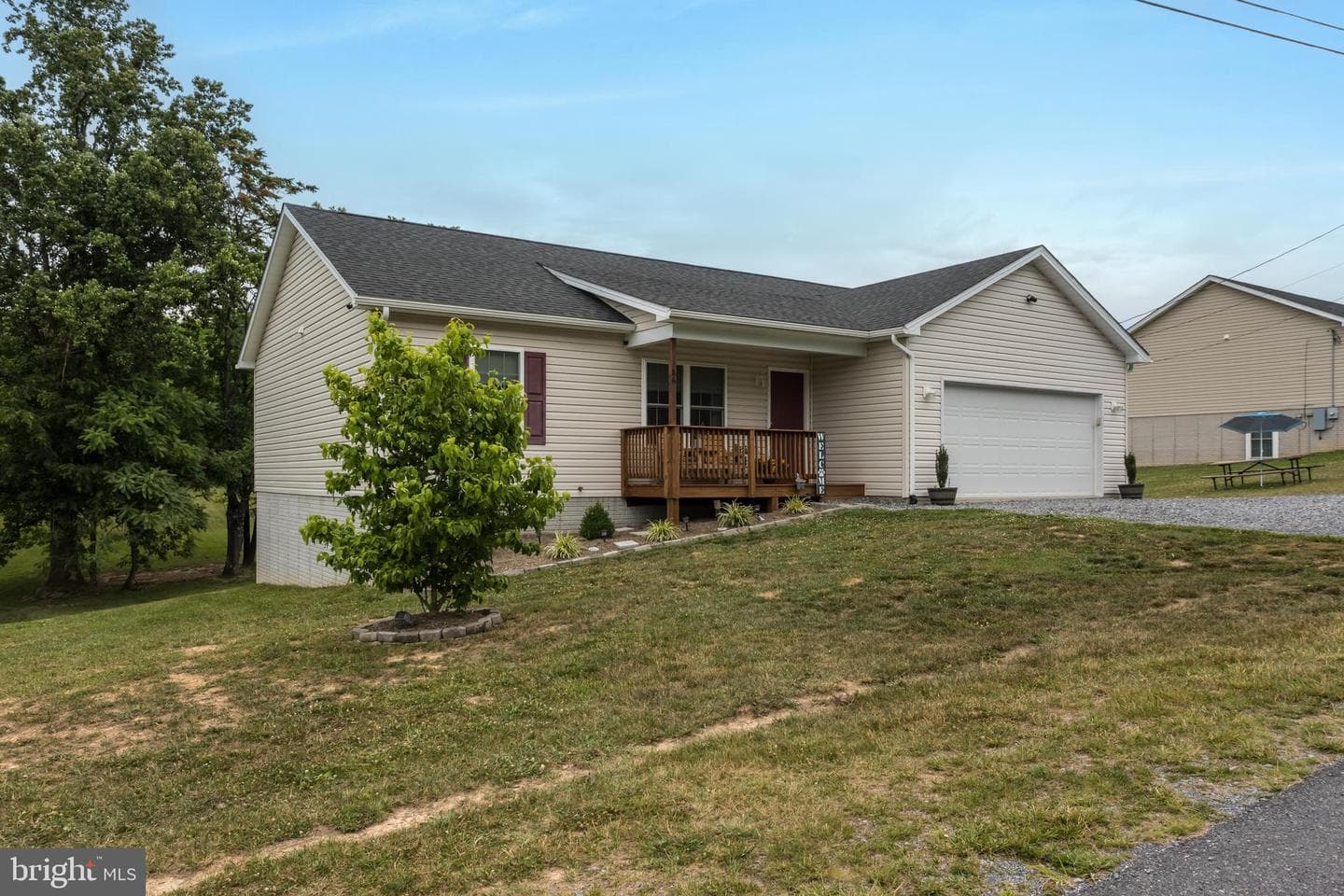 86 Hampshire House Drive photo 34