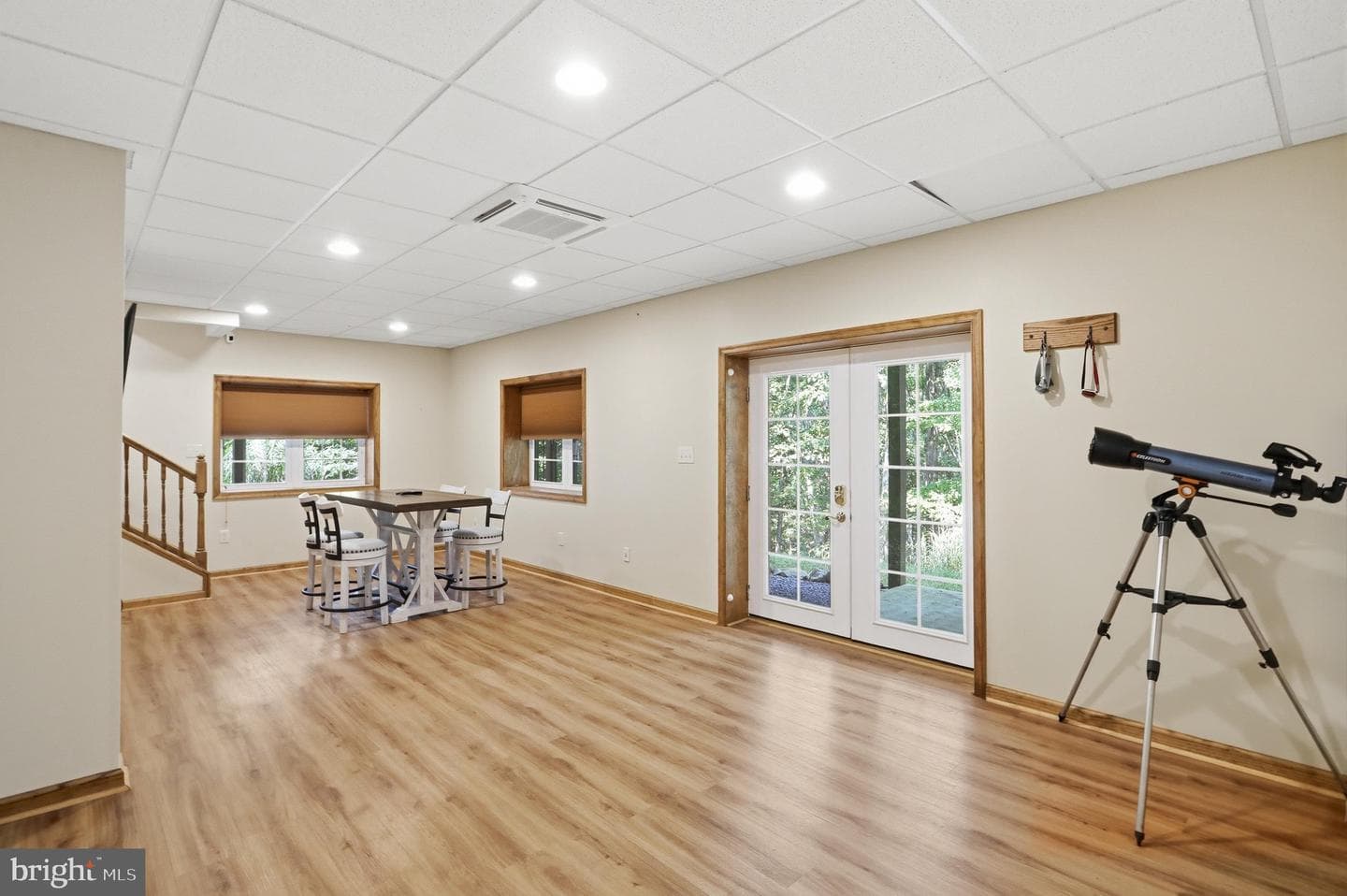 370 Hemlock Court photo 28