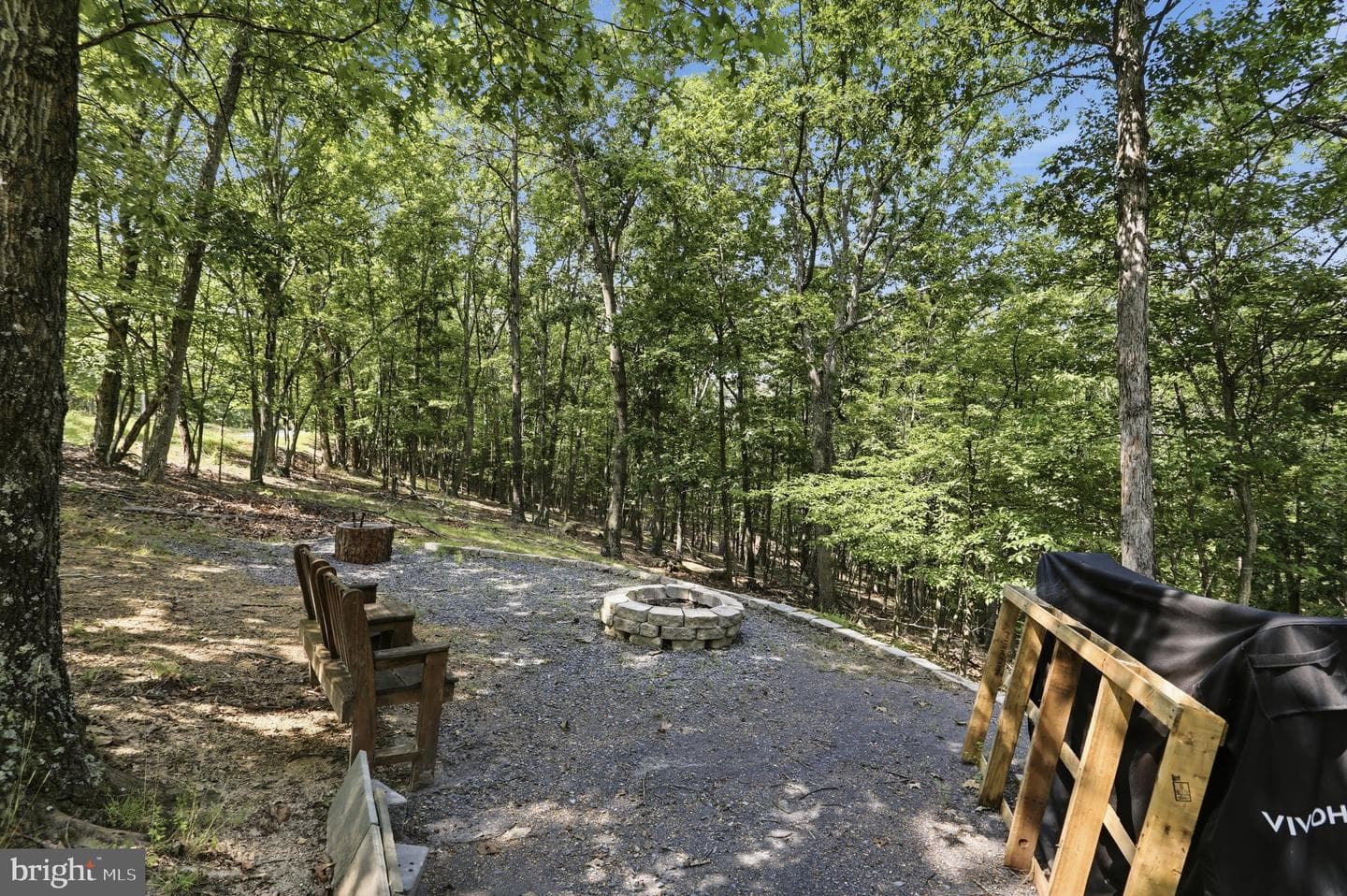 370 Hemlock Court photo 49