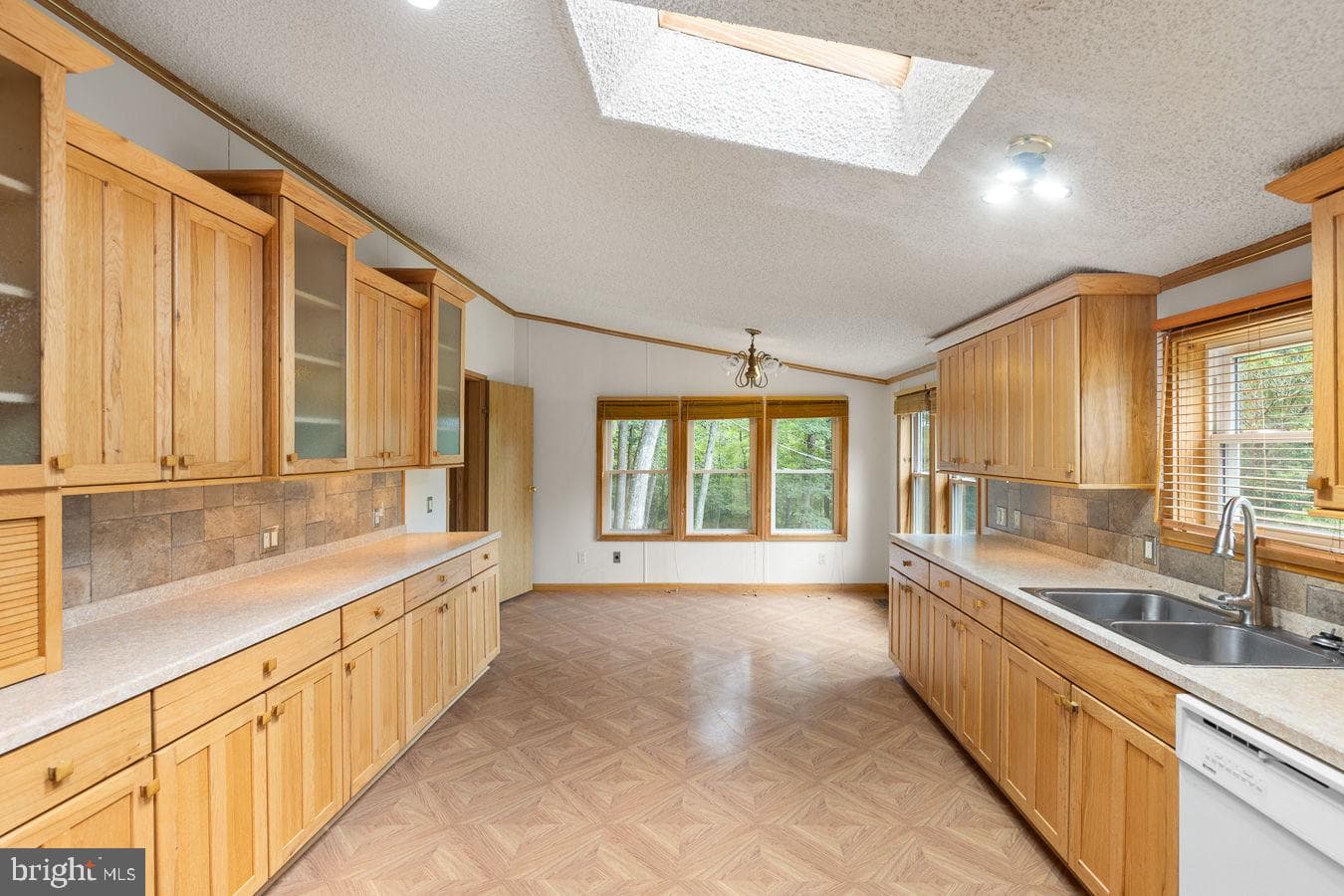 6426 Paw Paw Road photo 4