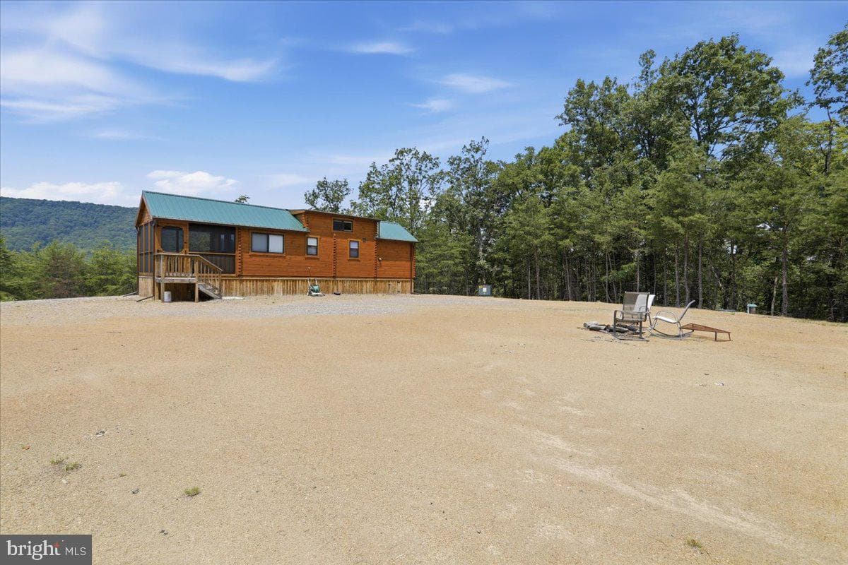3300 Foxes Hollow Road photo 10