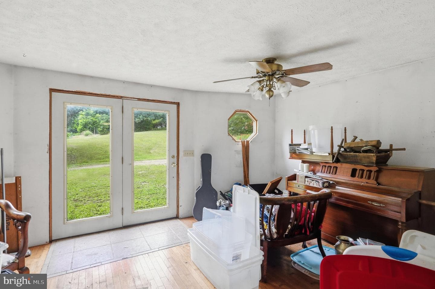 238 Landis Lane photo 32