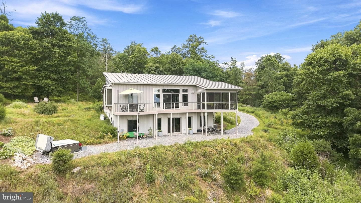 2383 Baker Mountain Drive photo 35