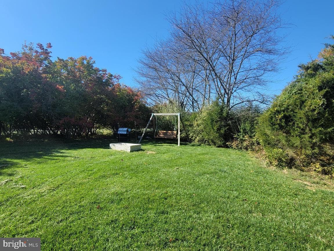 149 Pleasant Acres Court photo 35
