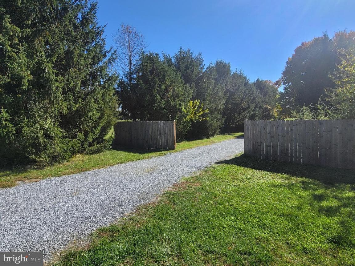 149 Pleasant Acres Court photo 40