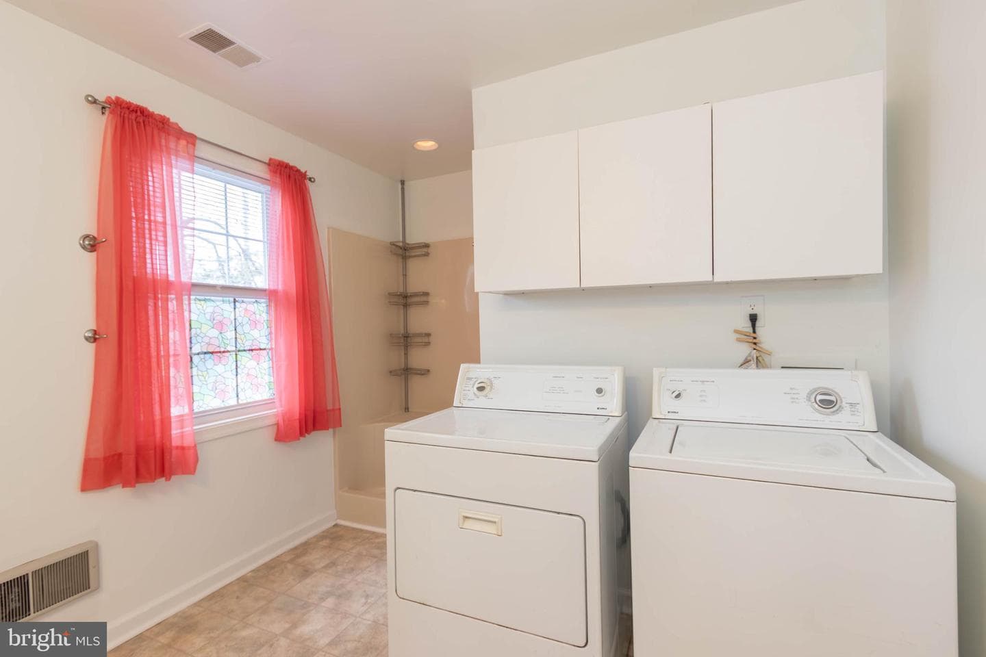 113 Maple Avenue photo 20