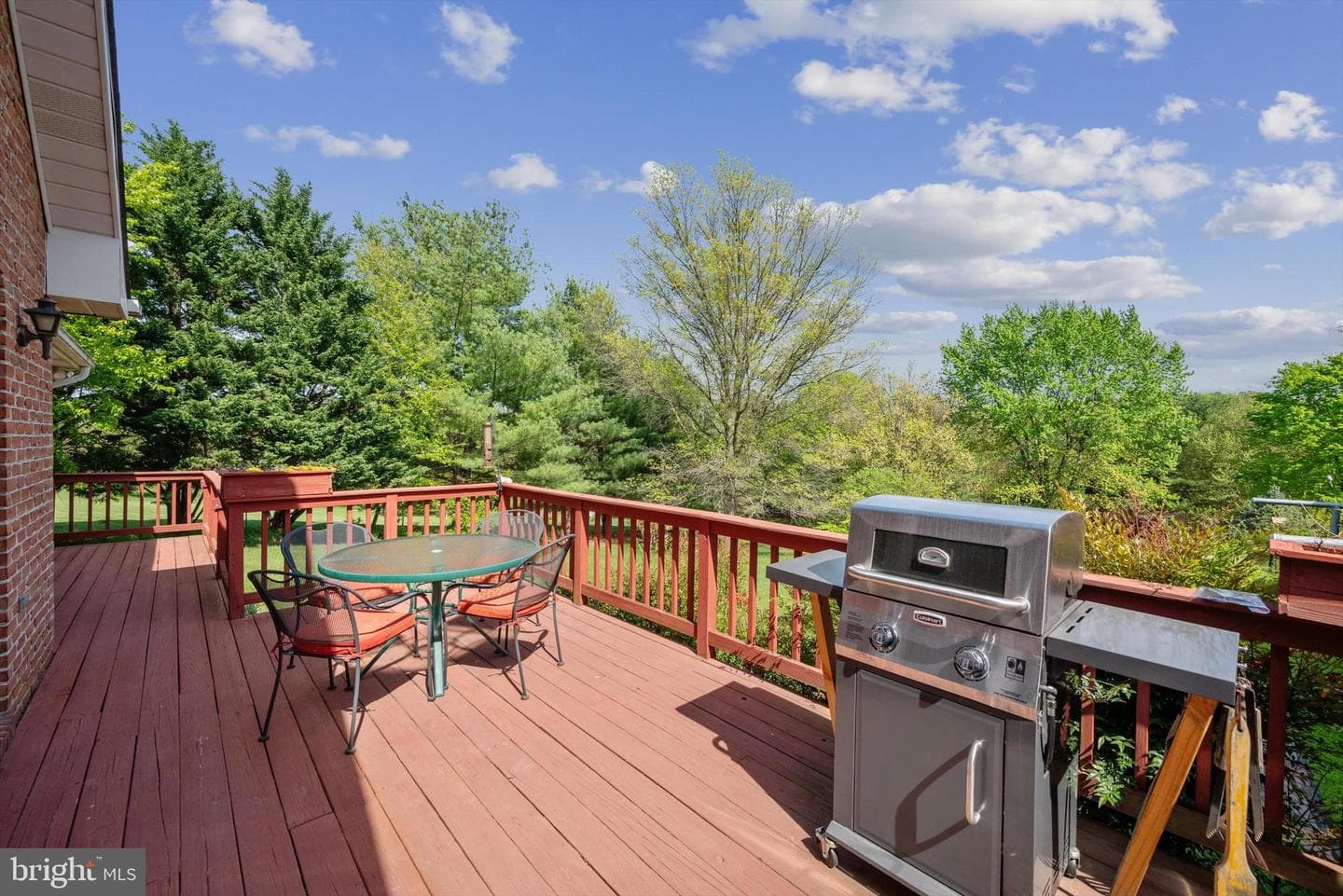 571 Edwin Boulevard photo 23