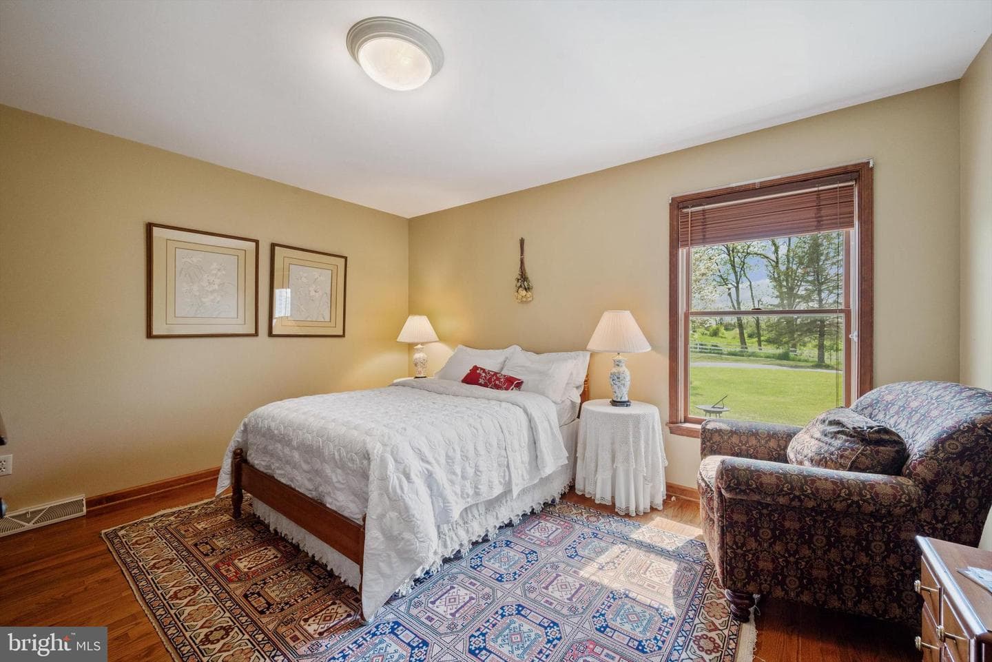 571 Edwin Boulevard photo 35