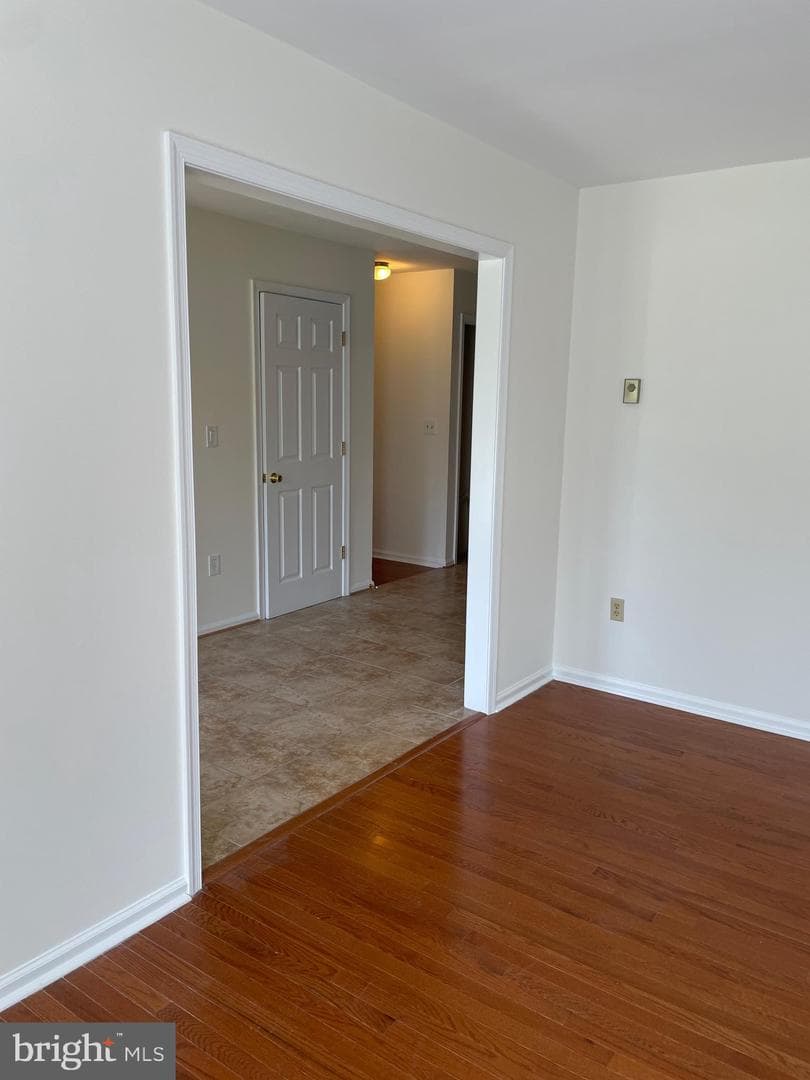 221 Deerfield Drive photo 15