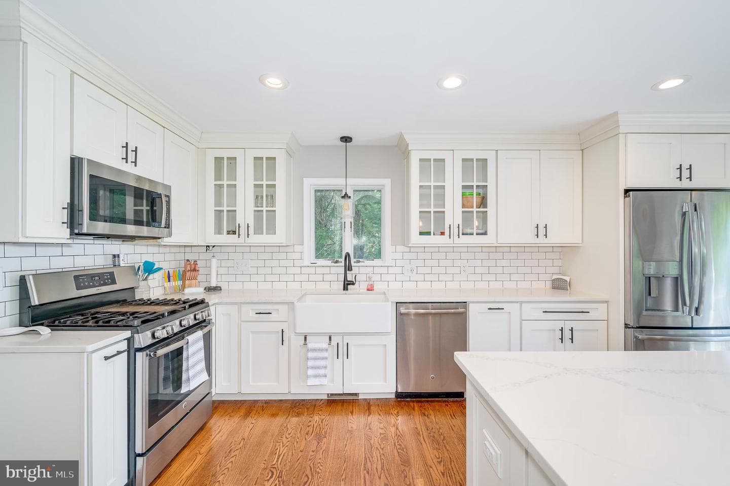 344 Bedford Drive photo 12