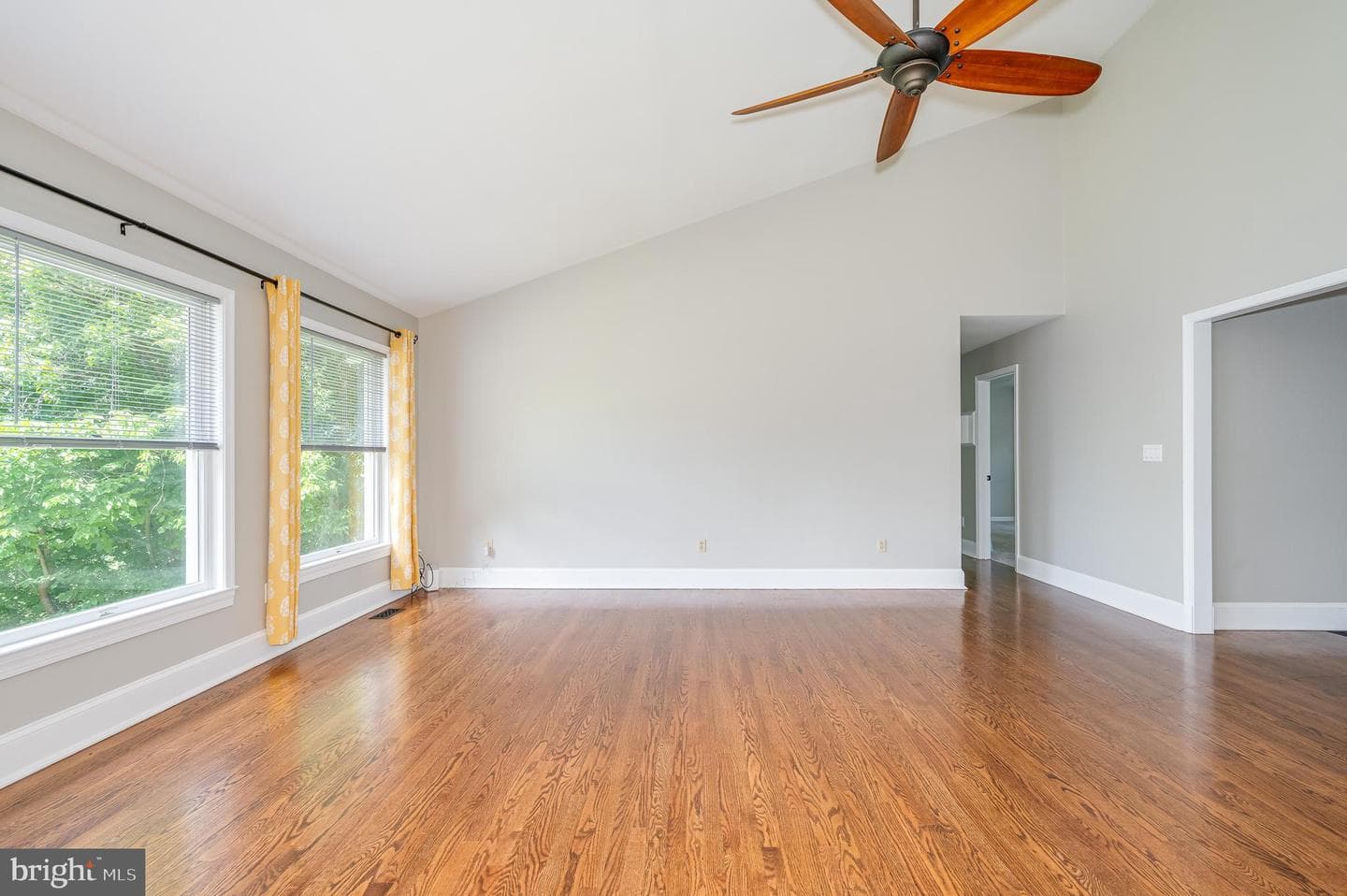 344 Bedford Drive photo 21