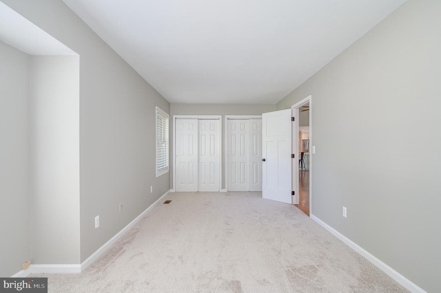 344 Bedford Drive photo 24