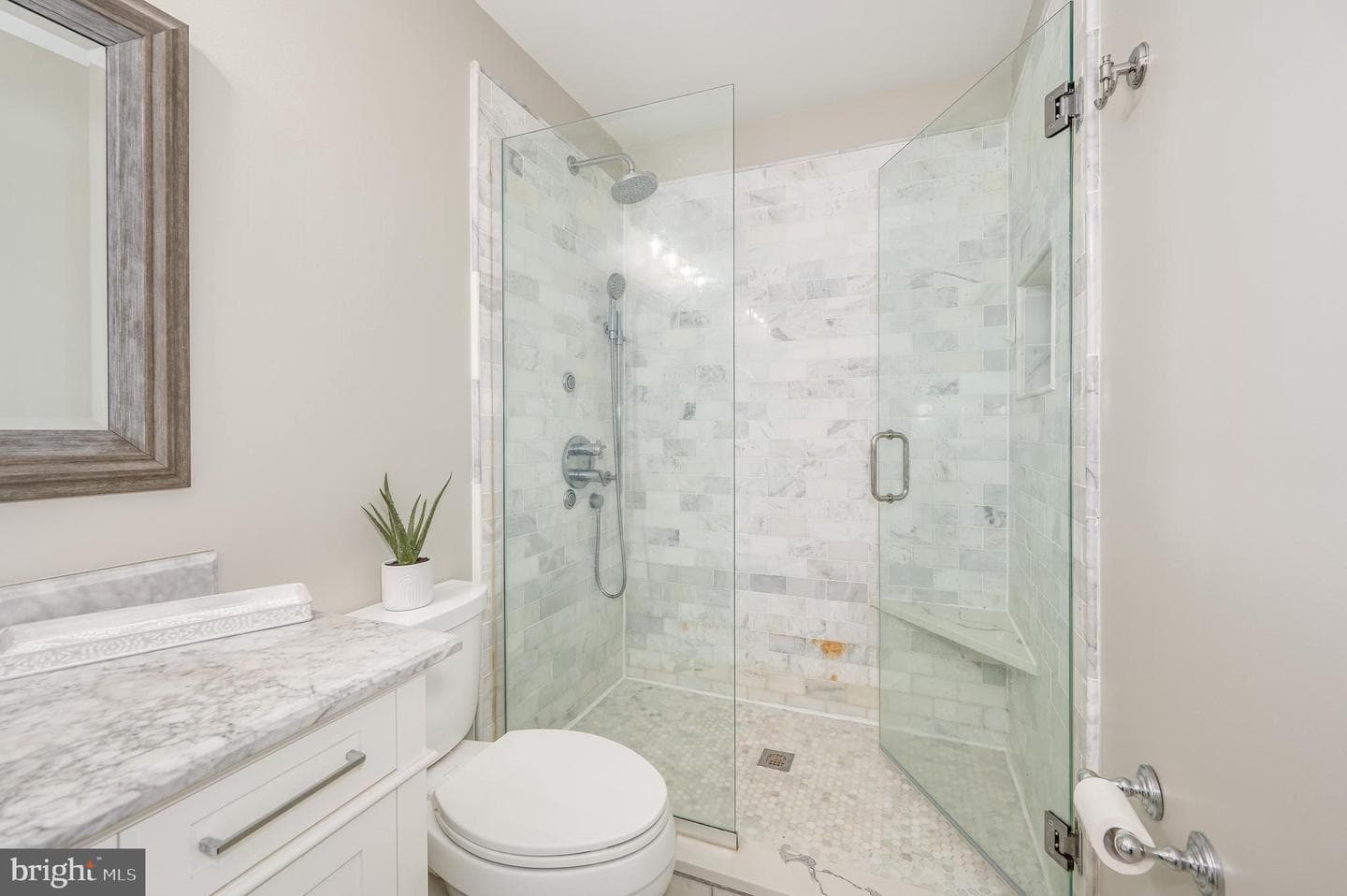 344 Bedford Drive photo 28