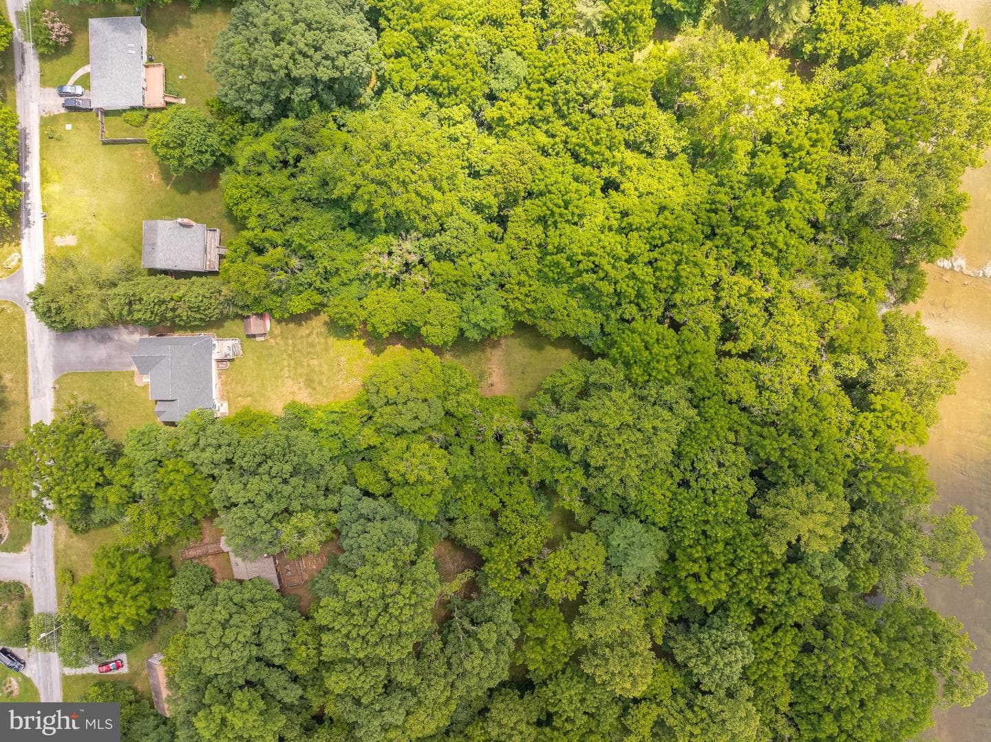 344 Bedford Drive photo 45