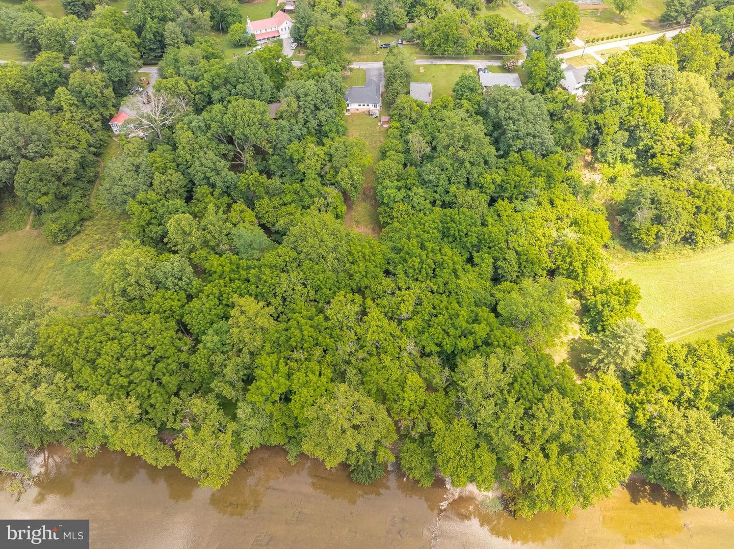 344 Bedford Drive photo 50