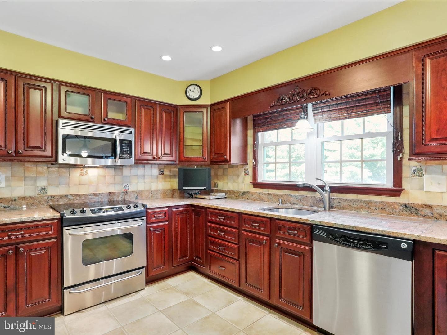 120 Monticello Drive photo 24