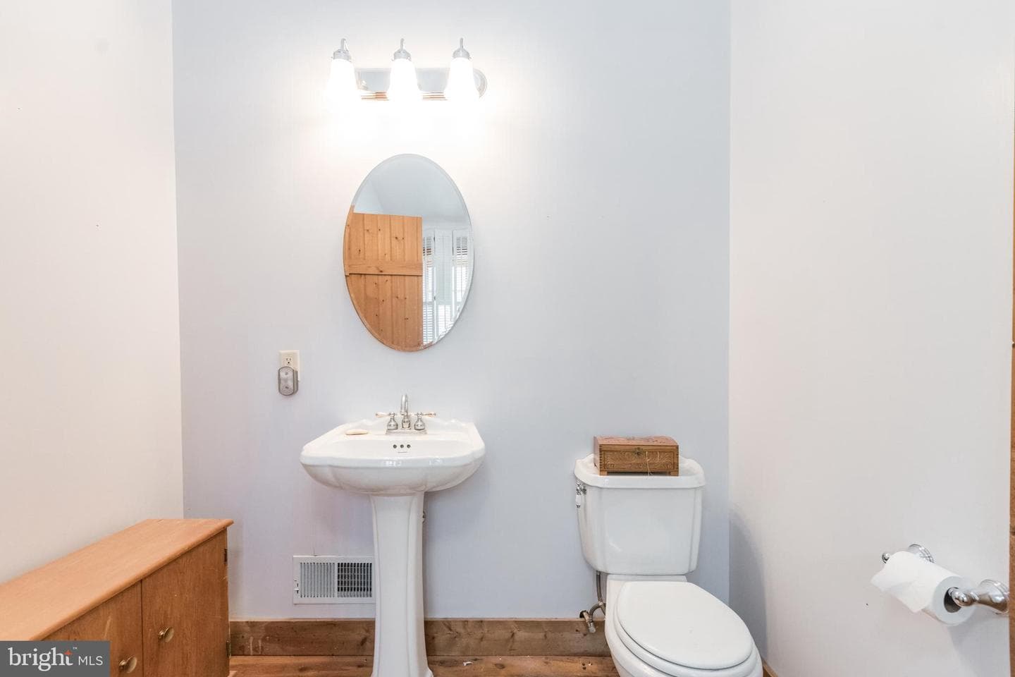 2756 Trough Road photo 20