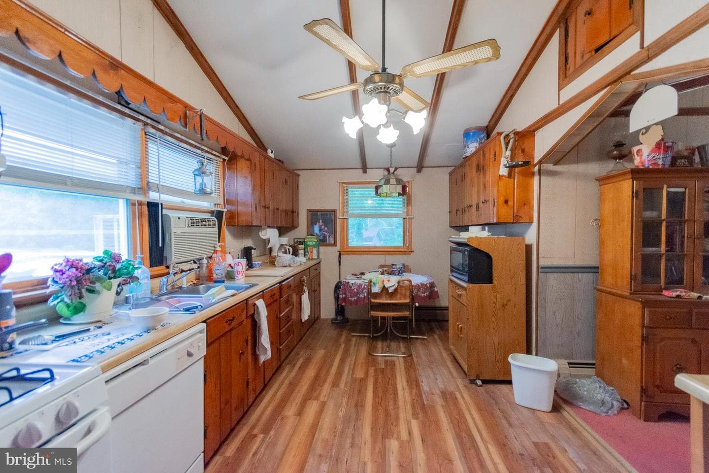 1227 Rolling Lane photo 10