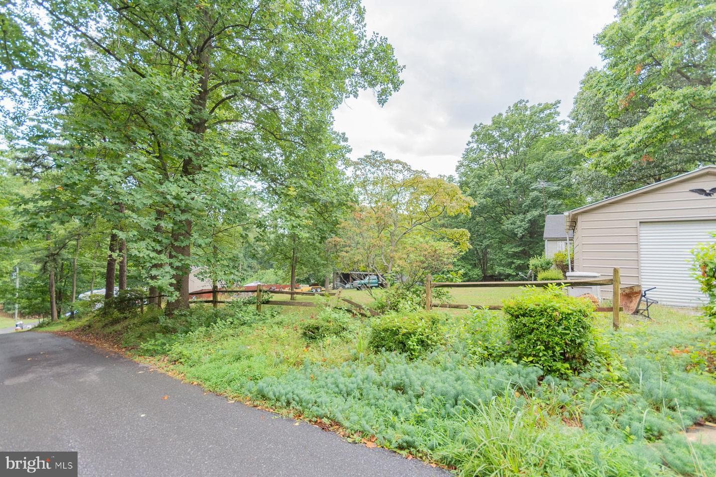 1227 Rolling Lane photo 35