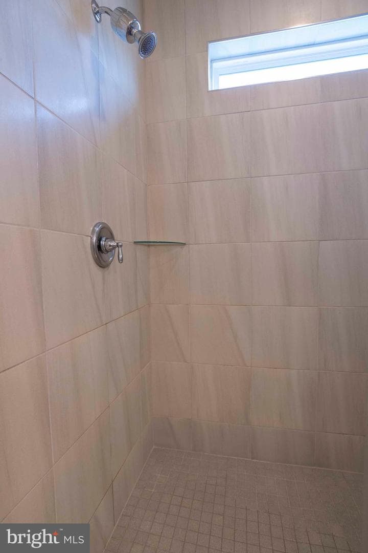 17 Blackburn Court photo 33