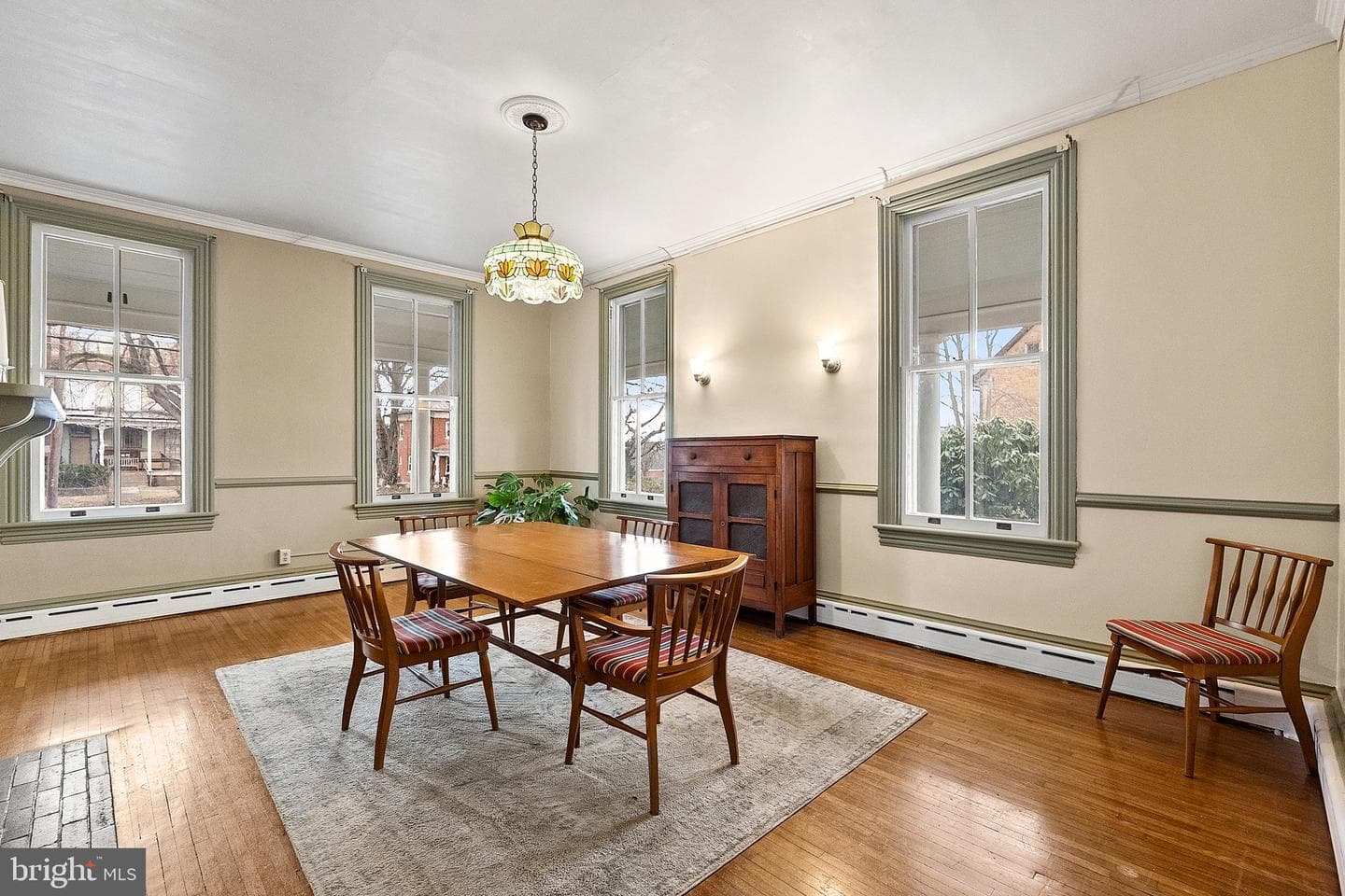 421 S George Street photo 15