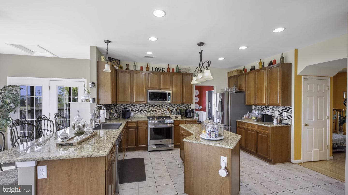 107 Spruce Hill Way photo 7