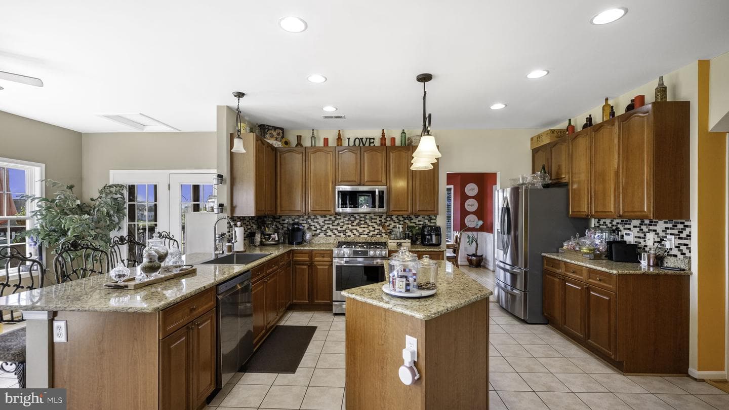 107 Spruce Hill Way photo 9