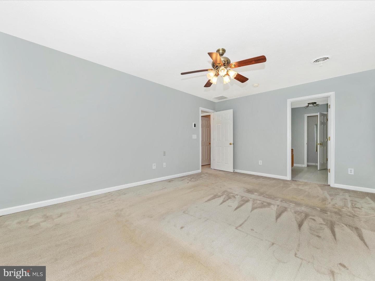 606 New Meadow Drive photo 23