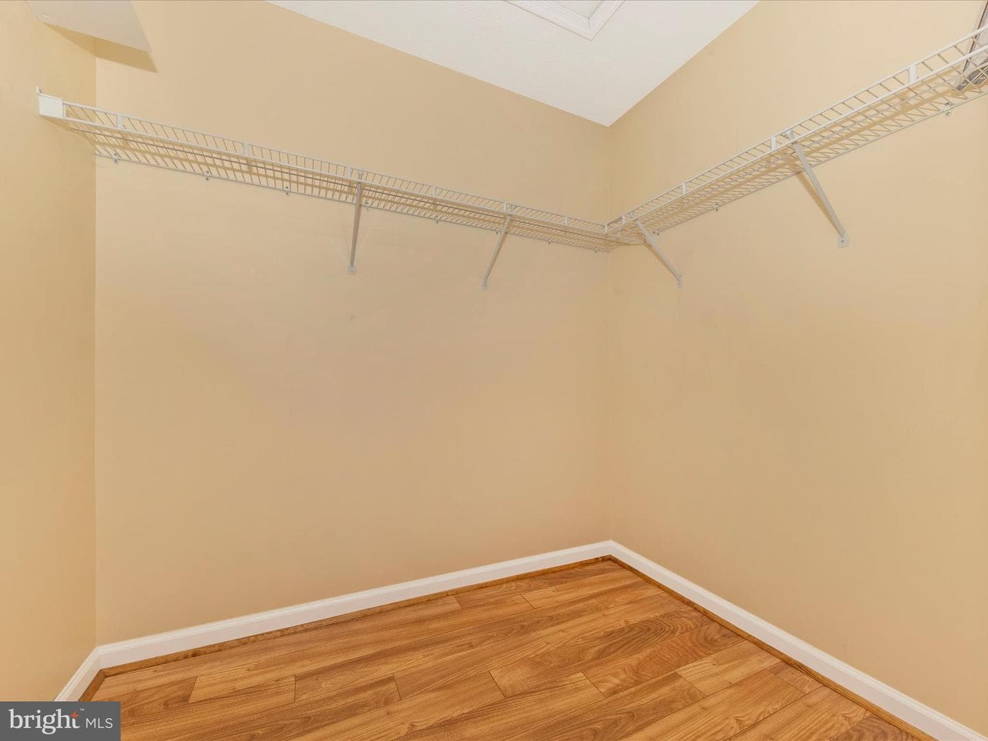 606 New Meadow Drive photo 26