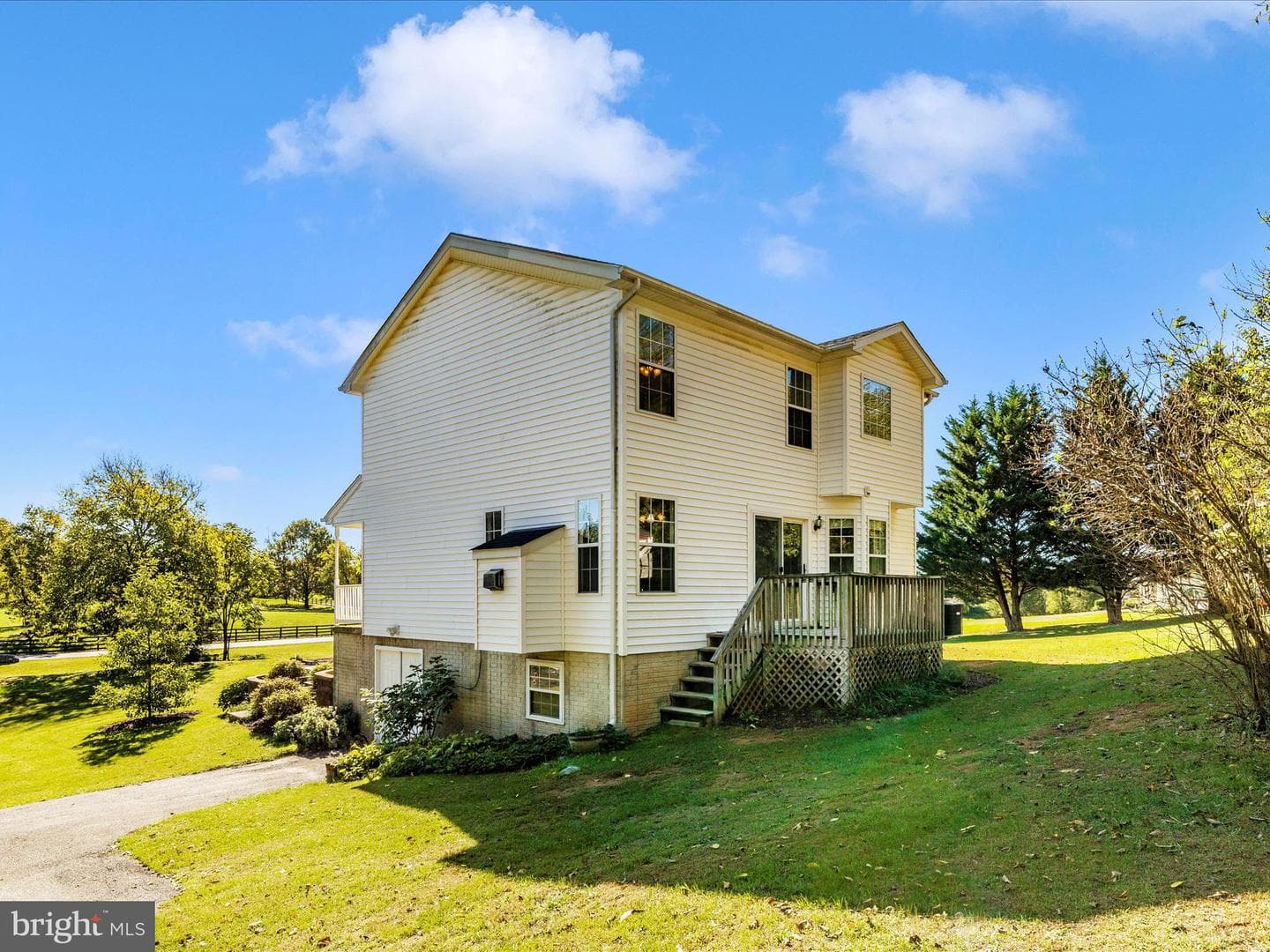 606 New Meadow Drive photo 49