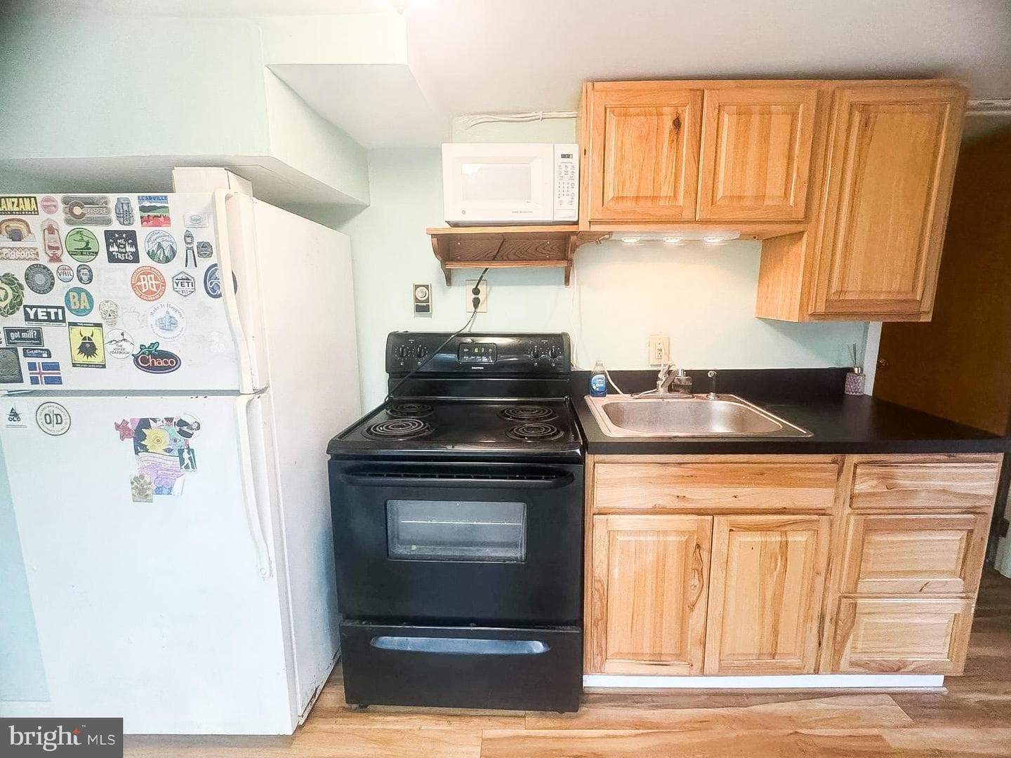 575 Macdowell photo 10