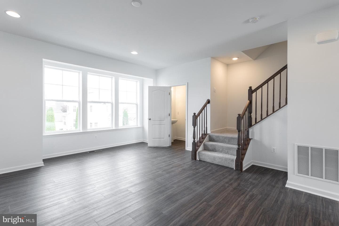 755 Lord Fairfax Street photo 13