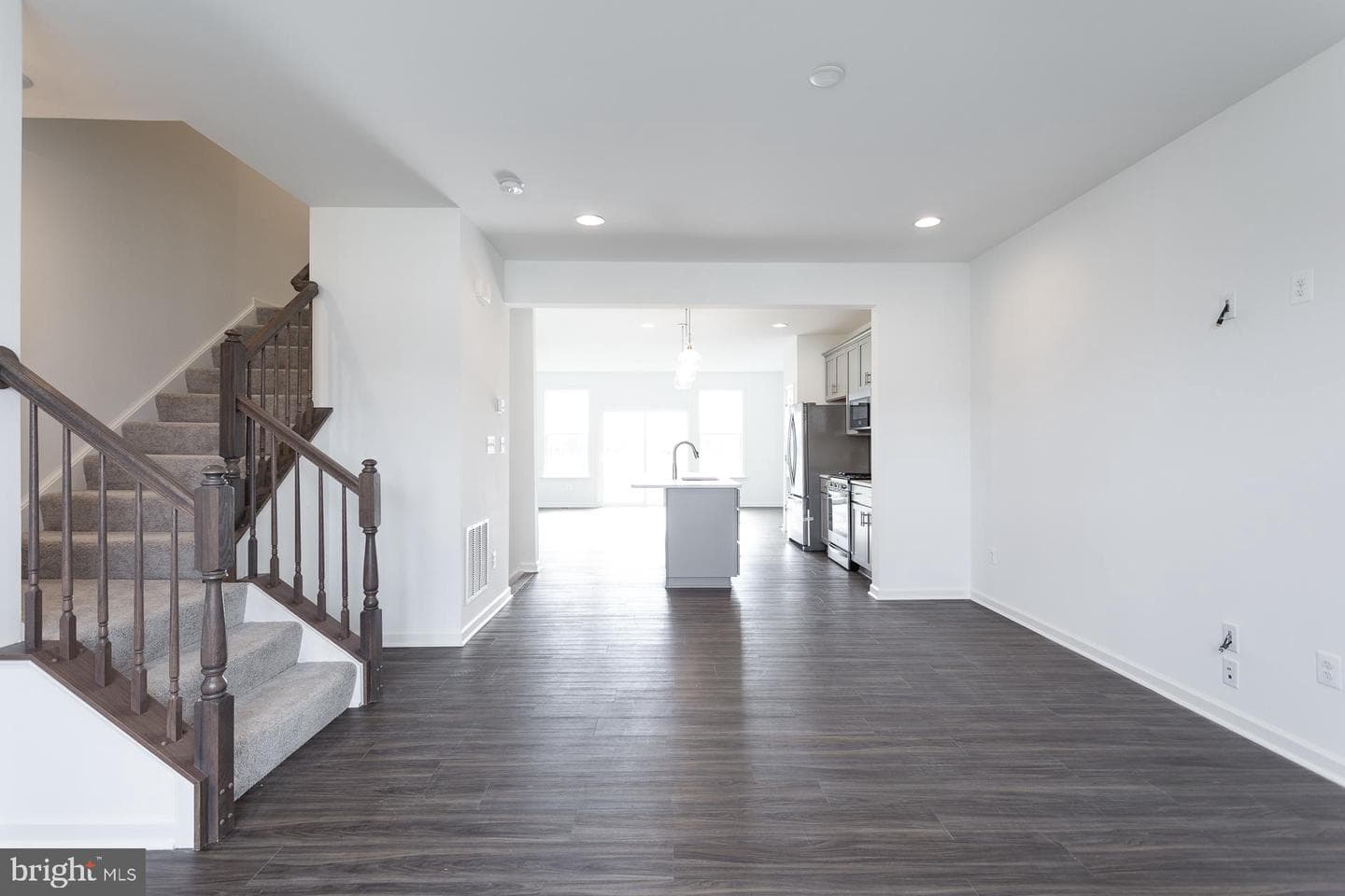 755 Lord Fairfax Street photo 15