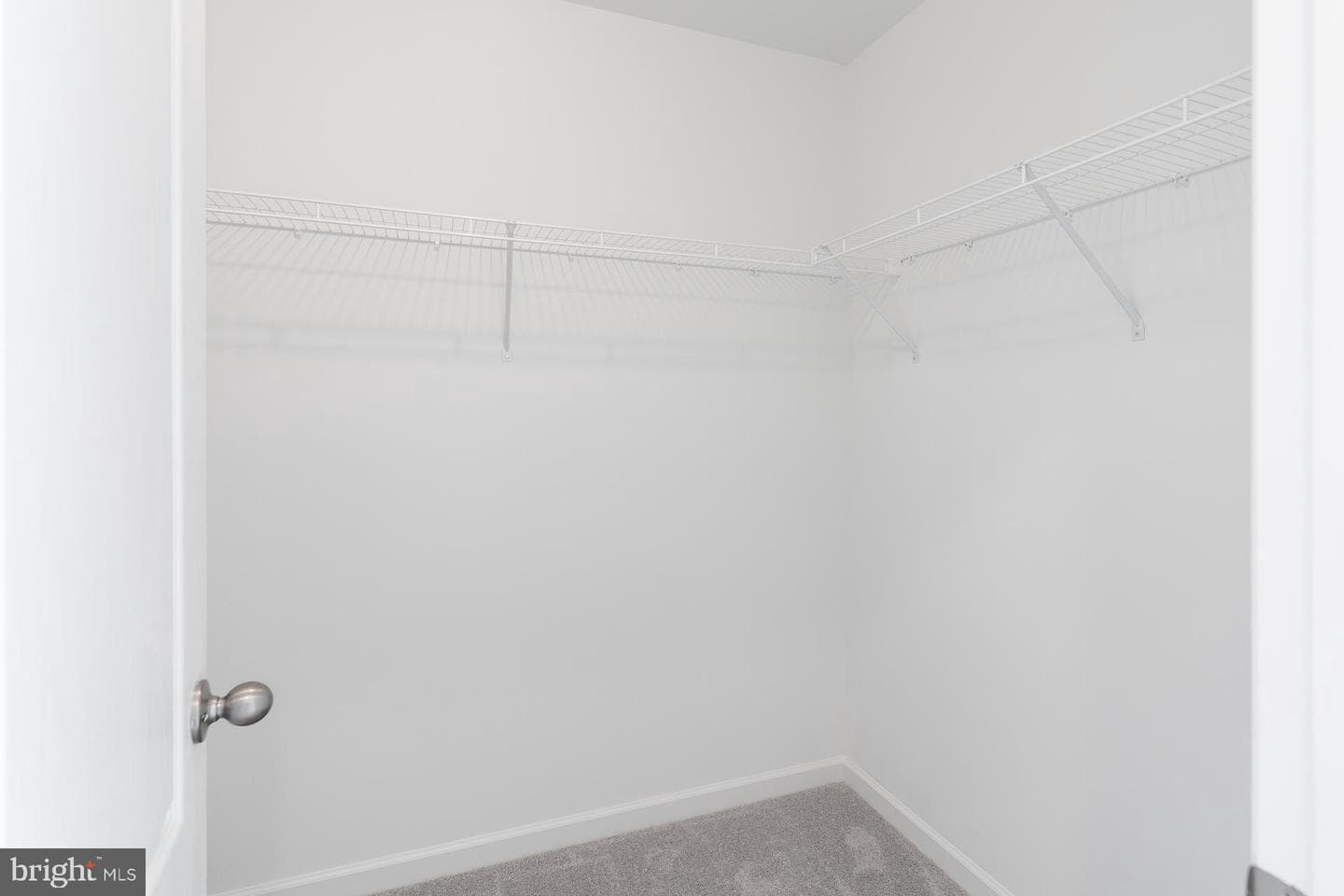 755 Lord Fairfax Street photo 18