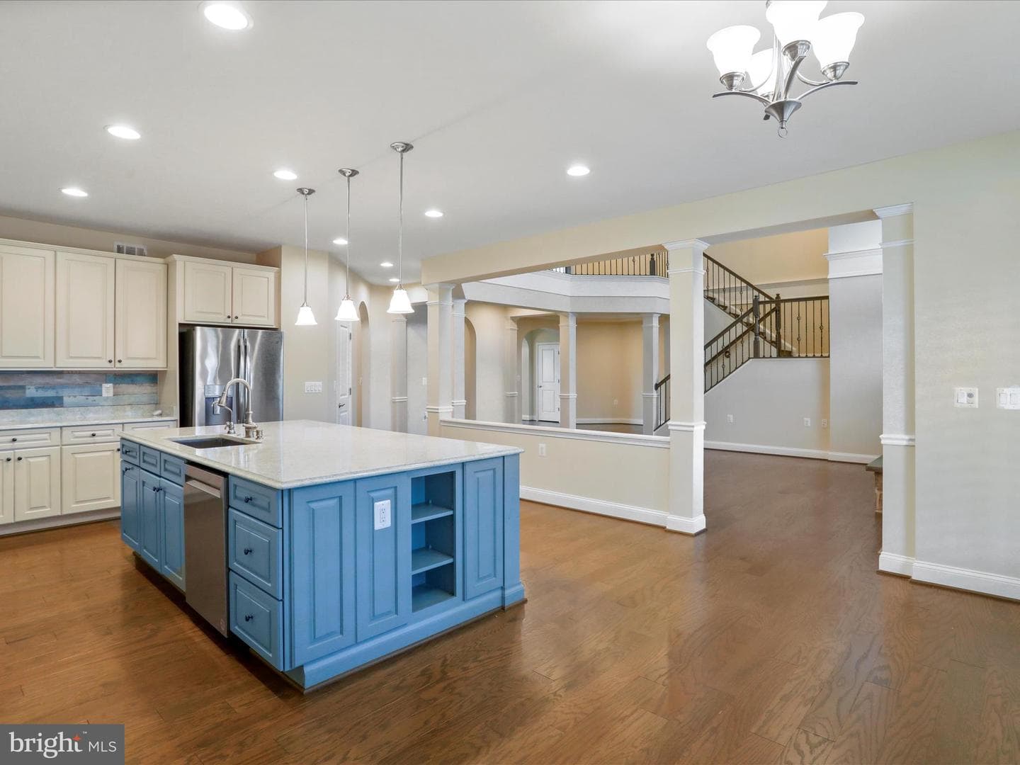 64 Robinson Way photo 14