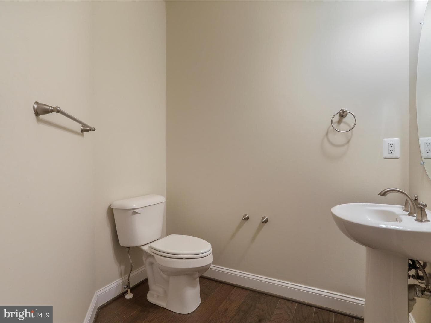 64 Robinson Way photo 18