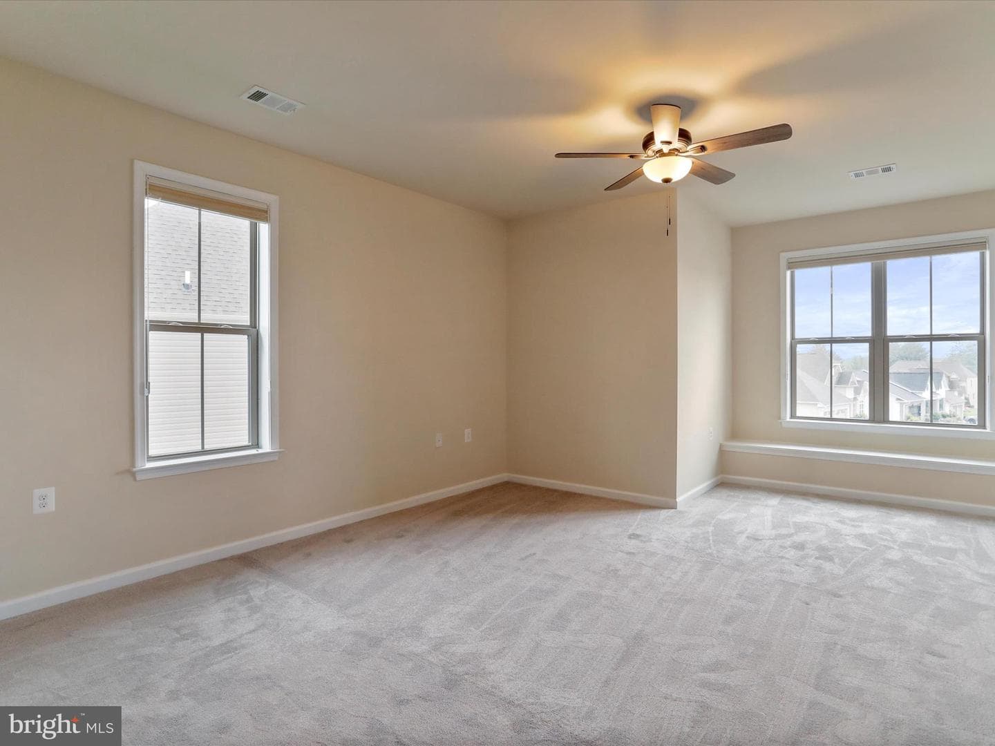 64 Robinson Way photo 41