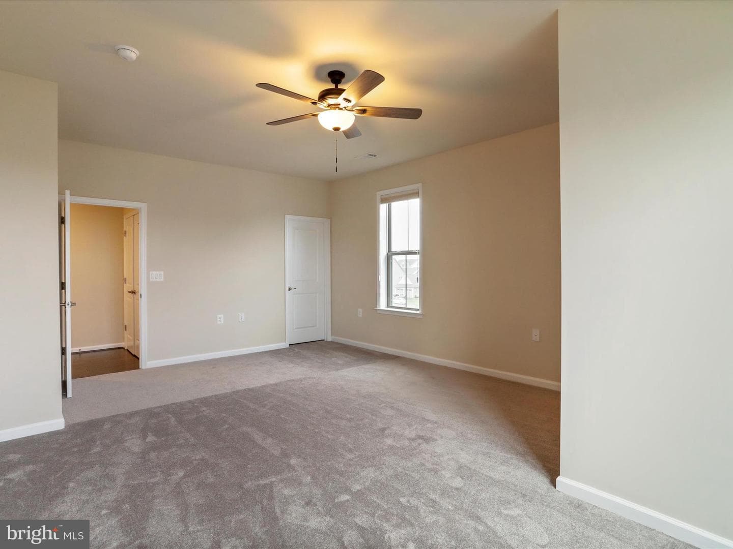 64 Robinson Way photo 42