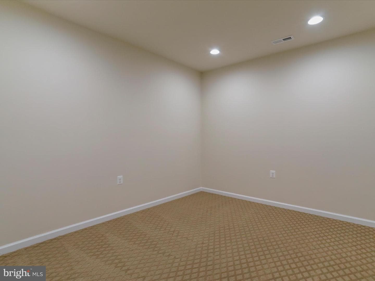 64 Robinson Way photo 49