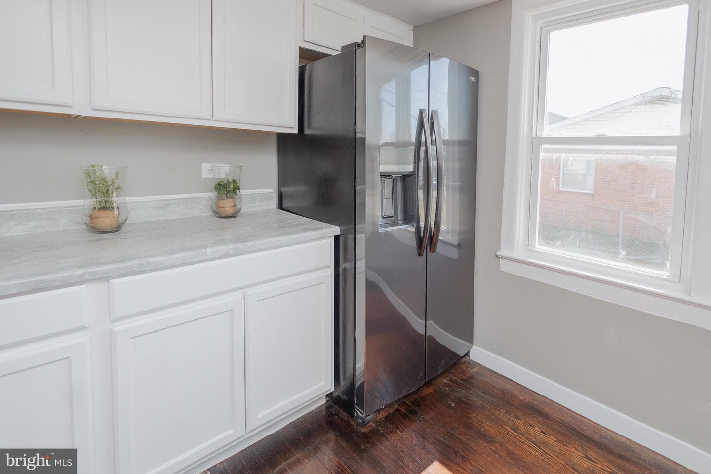 203 S George Street photo 11