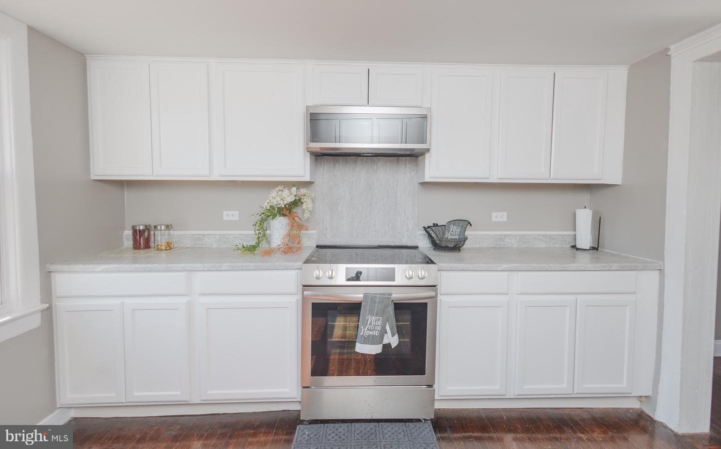 203 S George Street photo 12