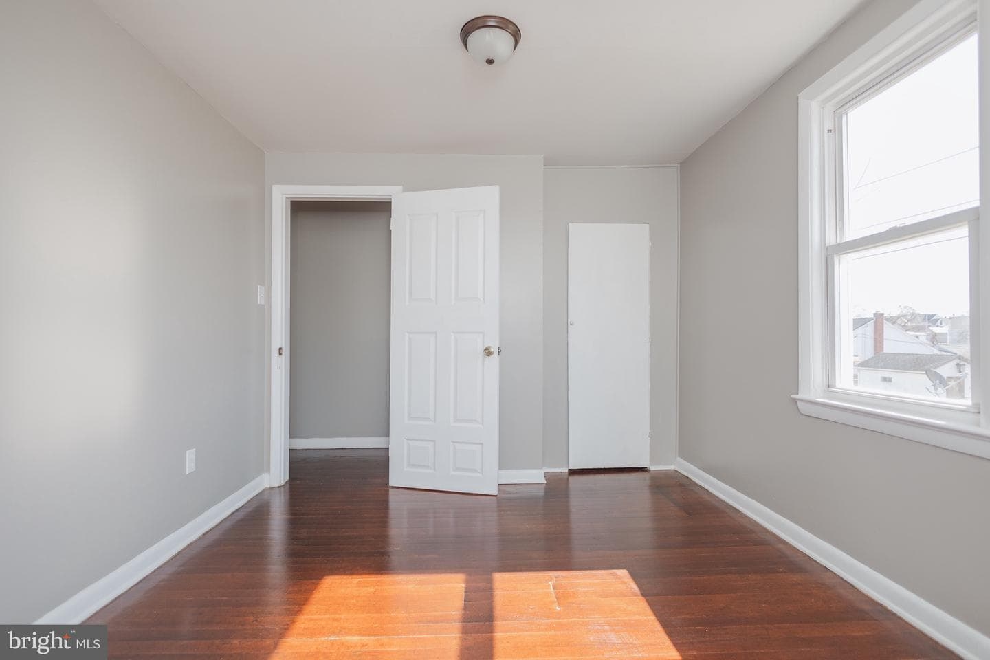 203 S George Street photo 19