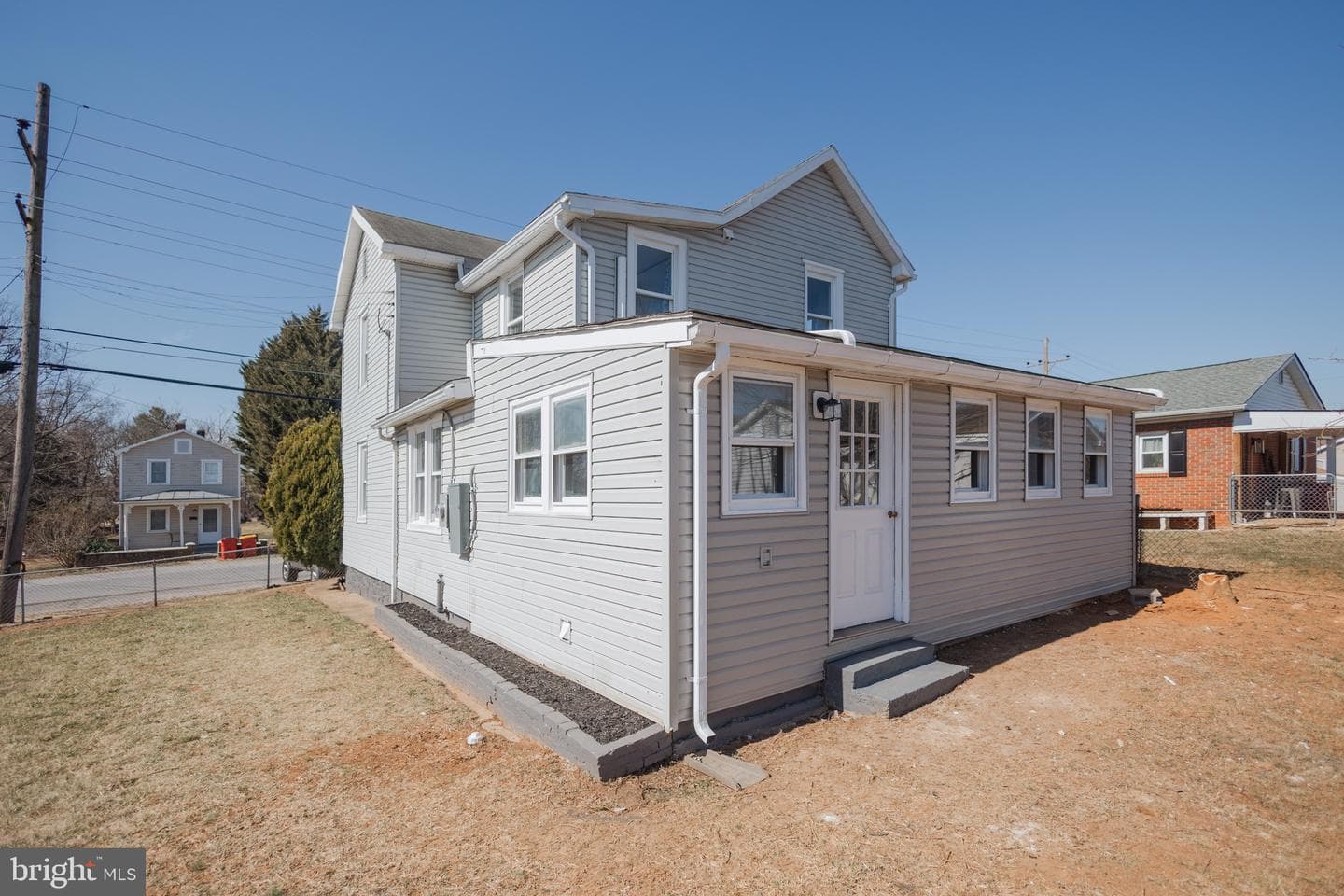 203 S George Street photo 37