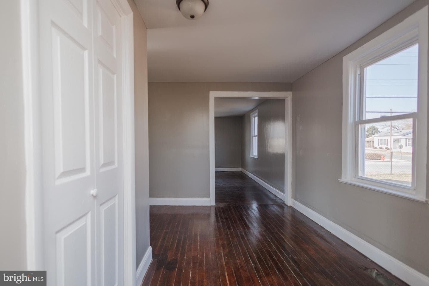203 S George Street photo 7